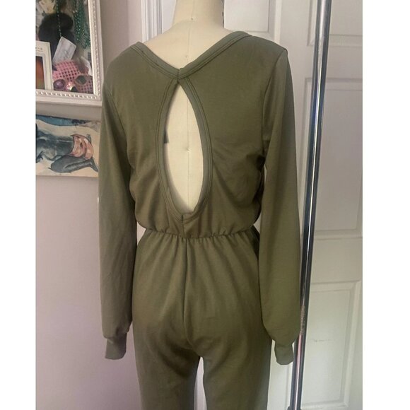 FASHION NOVA Olive Green Casual smocked Keyhole back JUMPSUIT Romper *SMALL* - Picture 6 of 7